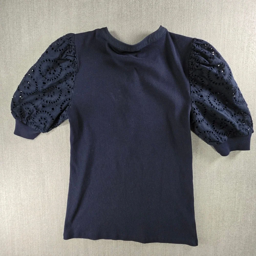 LOFT Henley Top Womens Medium Navy Blue Eyelet Lace Puff Sleeve Ribbed Knit‎